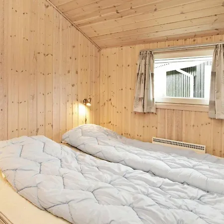 Three-bedroom Holiday In 35 Casa vacanze *