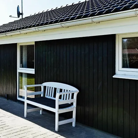 Casa vacanze Three-bedroom Holiday In 35 Oksbøl
